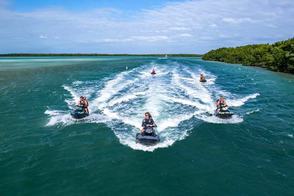 Combien coûte une sortie en jet ski ? Ce qui fait le prix